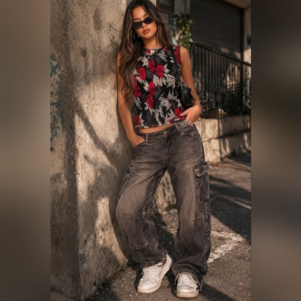 Plissé Pleated Floral Tank Top | Stretch Travel Blouse | Size M